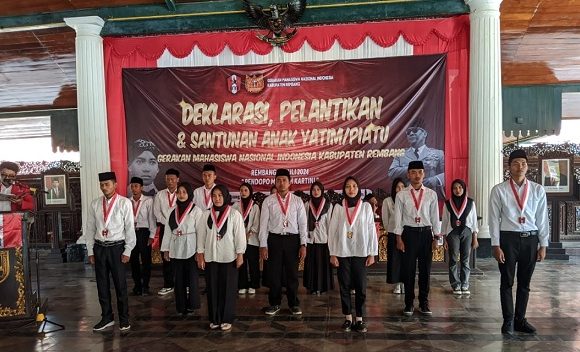Pengurus GMNI Rembang Terbentuk, Santuni Puluhan Anak Yatim