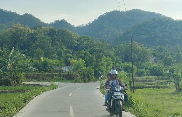 Balikin Setengah Miliar Lebih : Jalan Sumberagung – Sambong Ramai Disorot, Bupati Ungkap Pemicunya