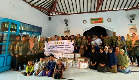 Mahkamah Agung Peduli, Pengadilan Negeri Rembang Kunjungi Panti Asuhan