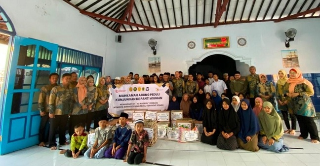 Mahkamah Agung Peduli, Pengadilan Negeri Rembang Kunjungi Panti Asuhan