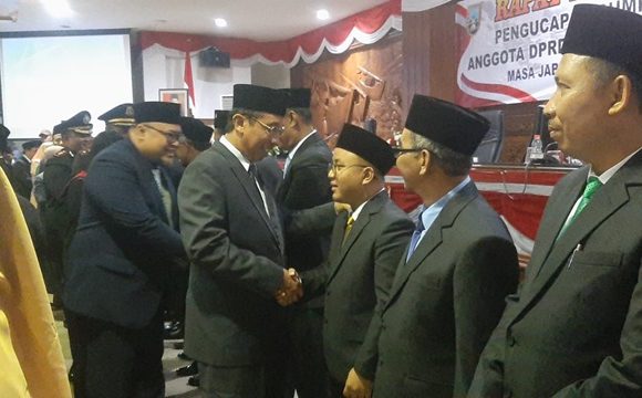 Sah!!!! 45 Orang Anggota DPRD Rembang Terpilih Resmi Dilantik