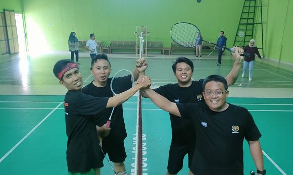 Usai Turnamen Badminton Wartawan, Siapkan Senam Zumba Di Alun-Alun Rembang