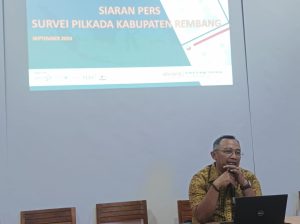 Pihak Alvara Research Center mengumumkan hasil survei menjelang Pilkada Rembang, Kamis (19/09/2024).