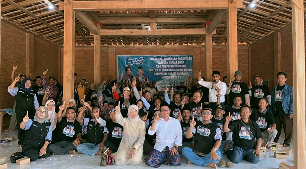 Ratusan Mantan Kades Di Kab. Rembang, Deklarasi Dukung Vivit – Umam