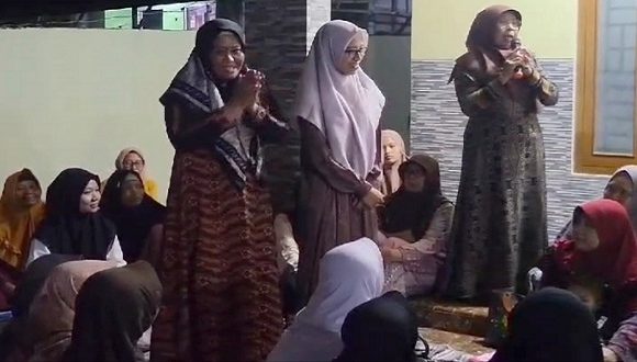 Sokongan Dua Isteri Calon, Amunisi Tambahan Memperluas Jangkauan Harmonis