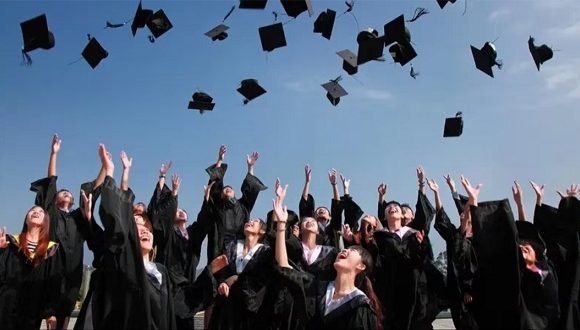 Harmonis Canangkan Program Satu Desa Satu Sarjana, Cabup Harno Beberkan Sumber Dananya