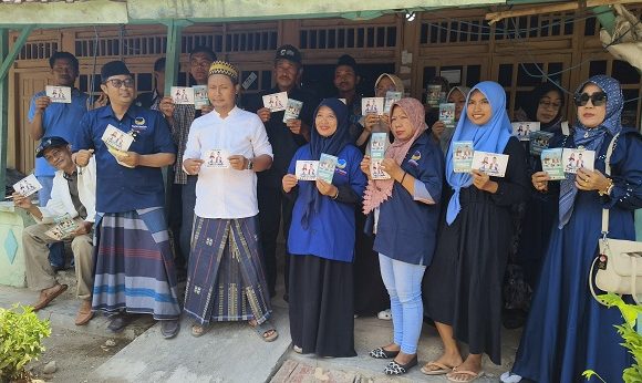 Gencarkan Door To Door, Tempelkan Stiker Vivit – Umam