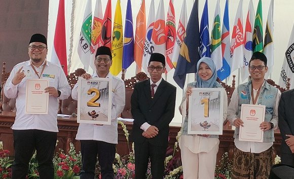 Debat Calon Di Pilkada Rembang, Langsung Pasangan Calon Atau Dibedakan ??