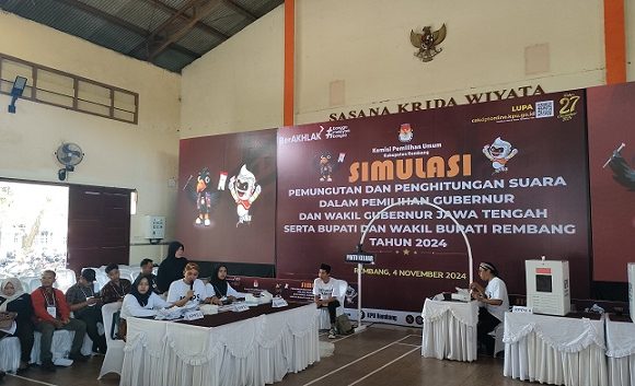 KPU Rembang Gelar Simulasi Pilkada : Buka Jam Tujuh Pagi, Ditutup Jam Satu Siang
