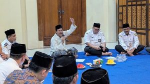 Bupati dan Wakil Bupati Rembang menggelar rapat koordinasi bersama Kades dan Lurah.