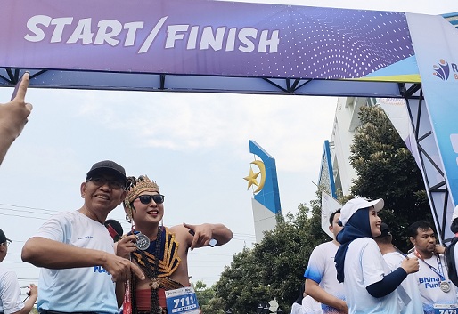 Ini Dia Pemenang Best Costume Dan Hadiah Utama, Pelari Sambut Antusias Bhina Fun Run
