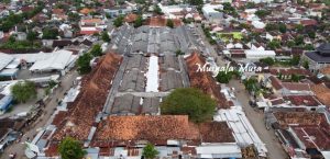 Foto drone Pasar Rembang tampak dari barat.