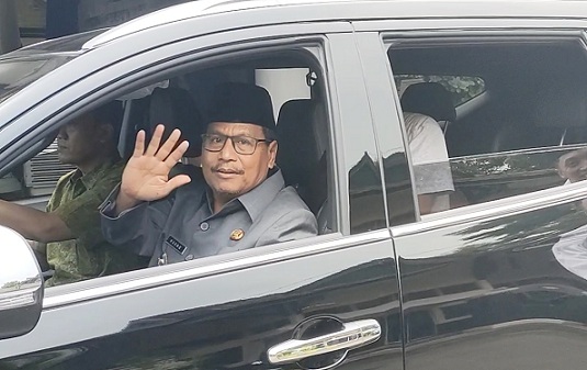 Masuk Akal, Ternyata Ini Alasan Bupati Harno Melarang Penggunaan HP Saat Rapat
