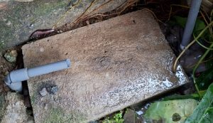 Meteran air PDAM milik warga Desa Tireman Rembang hilang digasak pencuri.