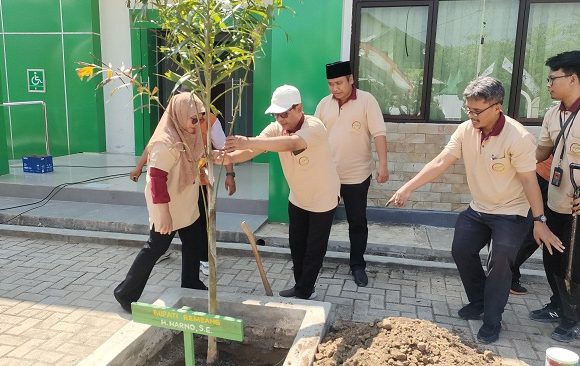 Zero Sampah Plastik Hingga 30 Ribu Pohon, Kemenag Rembang Luncurkan Program Melati