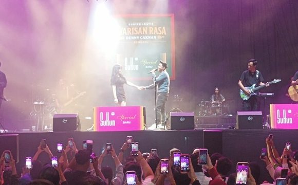 Sempat Dikabarkan Sakit, Denny Caknan Tetap Hibur Masyarakat Rembang