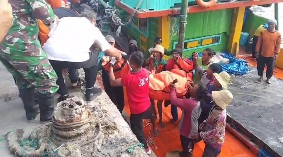 Kronologis Korban Meninggal Dunia, Diungkap ABK KM Mina Lestari (Usai Tenggelam, Dua Jam Terombang-Ambing)