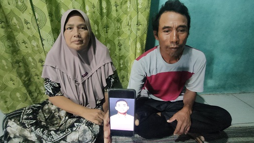 Siang Buruh Terpal Truk, Malam Cari Bekicot (Perjuangan Rehan Tembus Jadi Anggota TNI)