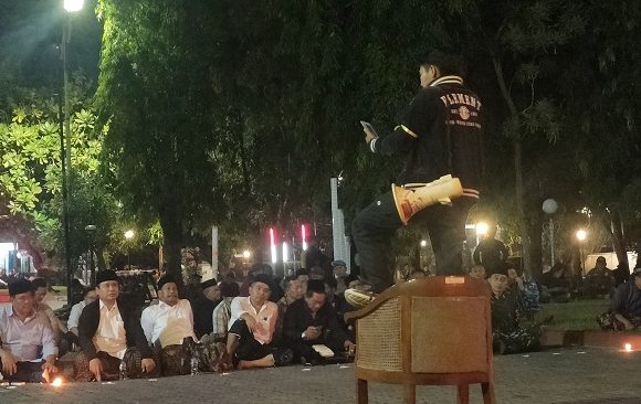 Dicecar Tunjangan Tinggi, DPRD Rembang Berdalih Gaji Dibawah UMR (Mimbar Ekspresi Mahasiswa)