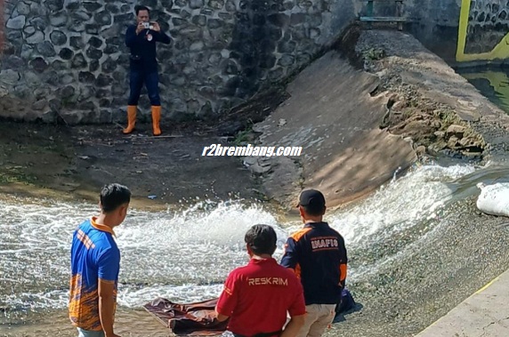 Breaking News : ASN Tewas Di Bendungan Desa Mrayun, Polisi Ungkap Dugaan Penyebab