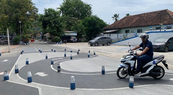Mungkinkah Pelayanan SIM Keliling Di Rembang, Kasat Lantas AKP Ryan Mitha Pangesty Berikan Jawaban