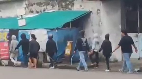 Bawa Senjata Tajam!! Ketegangan Karangturi – Babagan, Polsek Lasem Turun Tangan