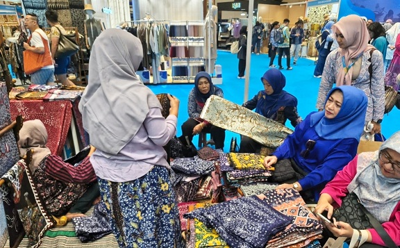 Batik Tulis Lasem, Antara Peluang Dan Tantangan (Inacraft 2025)