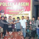 Pihak Desa Karangturi dan Babagan berada di Mapolsek Lasem, Minggu malam (26/10), untuk mencari solusi atas permasalahan yang terjadi.