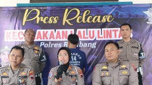 Kasat Lantas Polres Rembang dan jajaran, Kamis (16/10) menggelar pers release, terkait kecelakaan di Lasem.