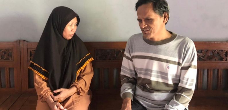 Suami Isteri Tuna Netra Pertanyakan Bansos, Kenapa Kami Tidak Dapat Lagi ??