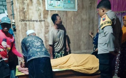 Pegang Tiang Listrik, Seorang Warga Segoromulyo Pamotan Meninggal Dunia
