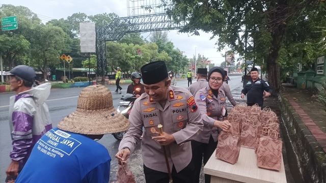 Rutinitas Polres Rembang Selama Ramadhan, 100 Takjil Siap Dibagikan Setiap Hari