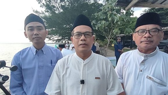 Pernyataan Kepala Kemenag Rembang, Menyikapi Idul Fitri Berbeda Hari (Alasan Hilal Tidak Terlihat Di Pantai Binangun)