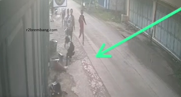Tiga Orang Dibekuk, Penusukan Di Jalan Lingkar Mondoteko Rembang!!! Apa Profesi Tersangka ??