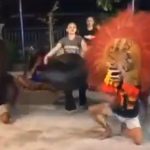 Suasana latihan di Sanggar Baraloka Desa Sumber, Kecamatan Sumber.