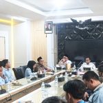 Suasana pertemuan di Kantor Bupati Rembang, membahas persoalan 3 dapur MBG di satu kawasan perumahan yang membuat masyarakat terganggu.