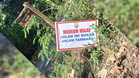 Karena Tiga Alasan Ini, Truk Tambang Dihimbau Tidak Lewat Jalan Desa Candimulyo Kec. Sedan