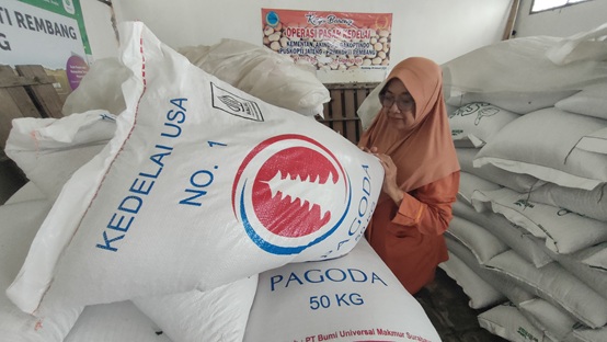 Rupiah Semakin Melemah, Apa Kabar Harga Kedelai Impor AS Di Rembang ??