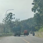 Deretan lampu penerangan jalan umum (LPJU) di wilayah Kecamatan Bulu, Kabupaten Rembang.