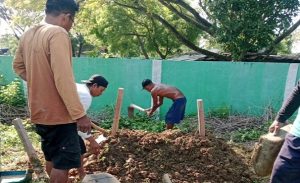 Pemakaman tengkorak dan kerangka tulang, di makam Krapyak, Rembang, Selasa pagi (02 Juni 2026).