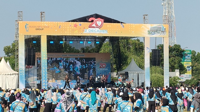 Wujudkan Smart Hospital, Berbasis AI (Ulang Tahun KSH Ke-20, Gelar Zumba Di Alun-Alun Rembang)