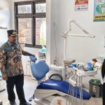 Bupati Rembang, Harno mengunjungi dua lokasi Puskesmas di Kota Rembang, Selasa (21/07).