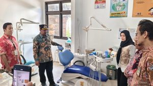 Bupati Rembang, Harno mengunjungi dua lokasi Puskesmas di Kota Rembang, Selasa (21/07).