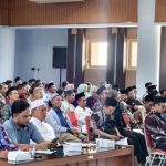 Para calon penerima dana hibah mengikuti sosialisasi dari Pemkab Rembang, Kamis (30/07).