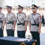 Serah terima jabatan 5 Kapolsek dan Kasi Propam Polres Rembang, Kamis (27/08).