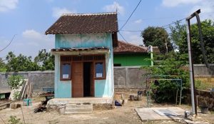 Pos Bantu Damkar Sedan. Kendala bangunan dan personil siap diatasi.