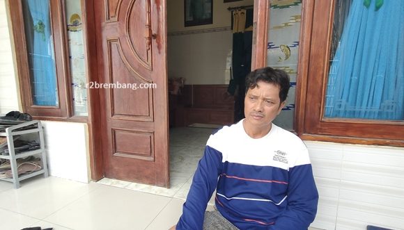 Pegangan Apa ?? 20 Jam Terombang-Ambing Di Laut, Dua Nelayan Rembang Selamat