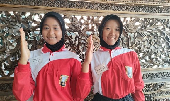 Inilah Dua Sosok Pelajar Pembawa Bendera Merah Putih, Saat Pengibaran Dan Penurunan (HUT Kemerdekaan RI Di Kab. Rembang)