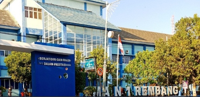 Siswa Dan Guru SMA N 1 Rembang Alami Gejala Keracunan, Usai Konsumsi MBG