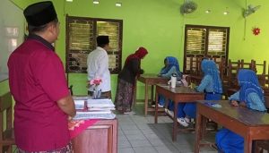 Siswa SMP N 5 Rembang pernah mengalami keracunan massal, seusai makan MBG.